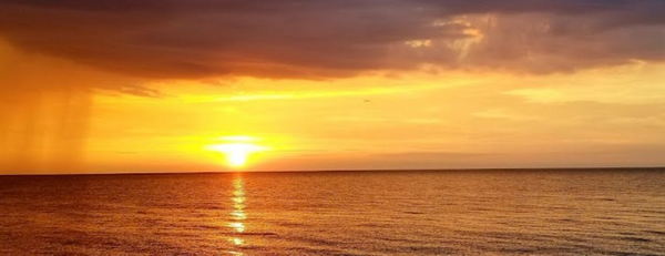 White Stone Pointe Cabins (White Stone Cabin and Motel) - Web Listing (newer photo)